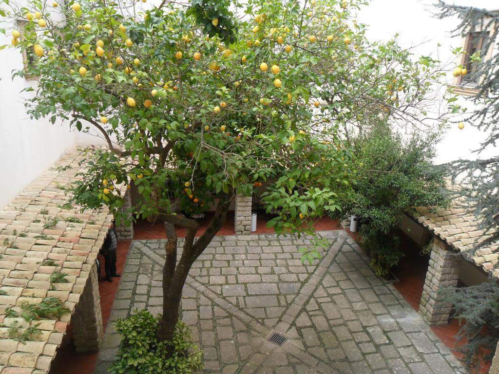 Eremo Hotel Casa Del Sorriso Erice Exterior photo